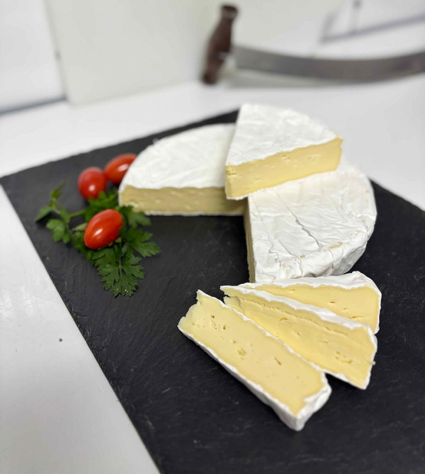 Produktfoto zu Französicher Brie aus Grand Est, ca 250g